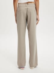 Natural - Cotton On Luis Suit Trousers - Imagen 2 de 5