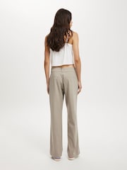 Natural - Cotton On Luis Suit Trousers - Imagen 4 de 5