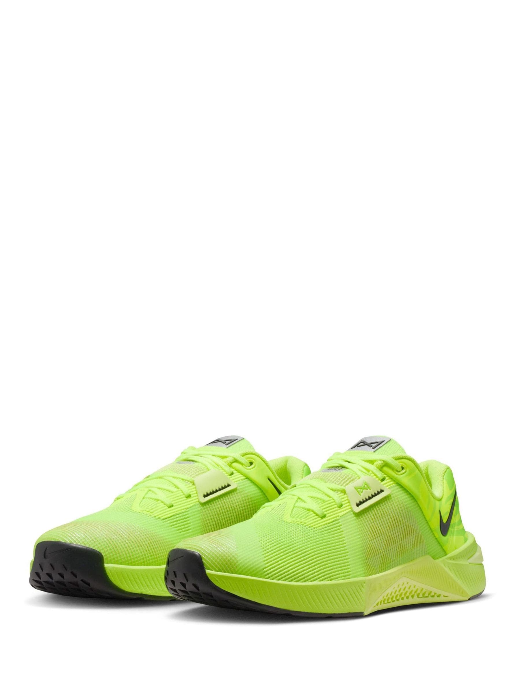 nike luminous yellow trainers