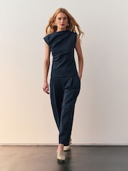 Jūras spēki - Nothing Ordinary Luxe mucas formas treniņbikses - Attēls 2 no 10