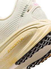 Nike Cream Black Vomero 18 Road Running Trainers - Image 8 of 8