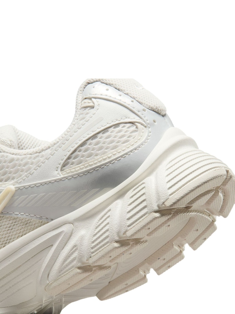 Nike Neutral/Grey Vomero V5 Runner Trainers - Image 10 of 10