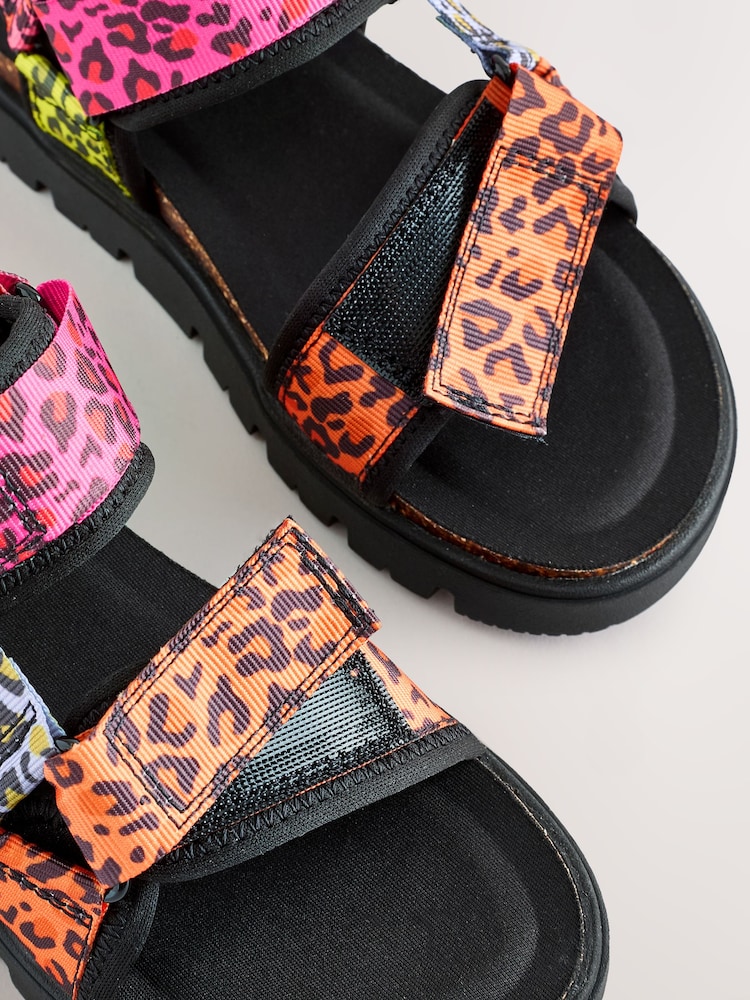 Fluro Leopard Print - صندل رياضي Chunky - صورة 7 من 7