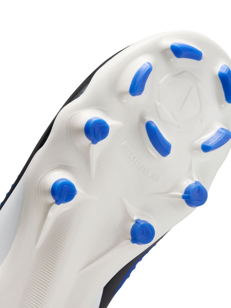 Nike Jr Phantom 6 Multi Ground Low Academy Football Boots - Image 11 of 11