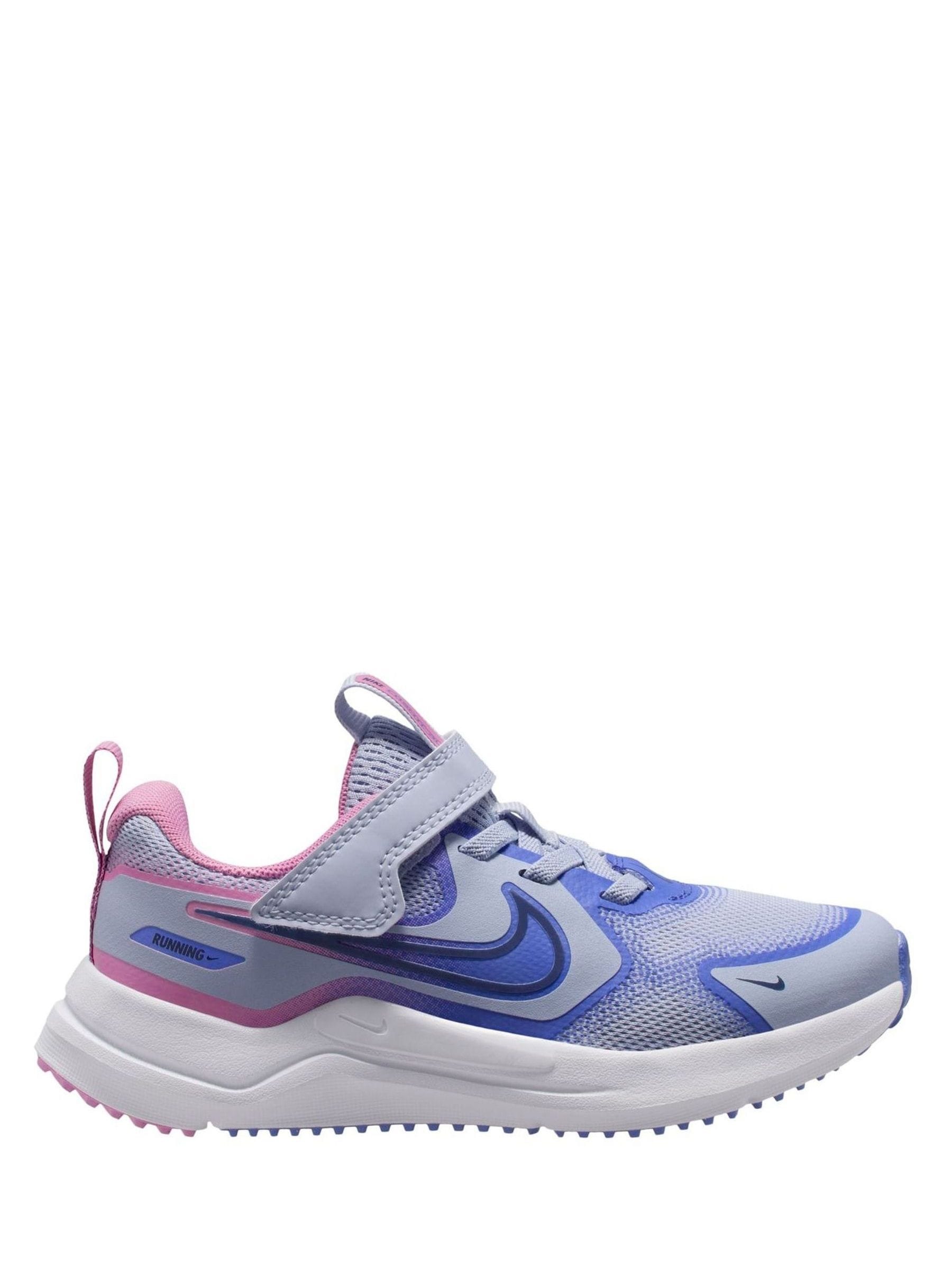 light purple nike trainers