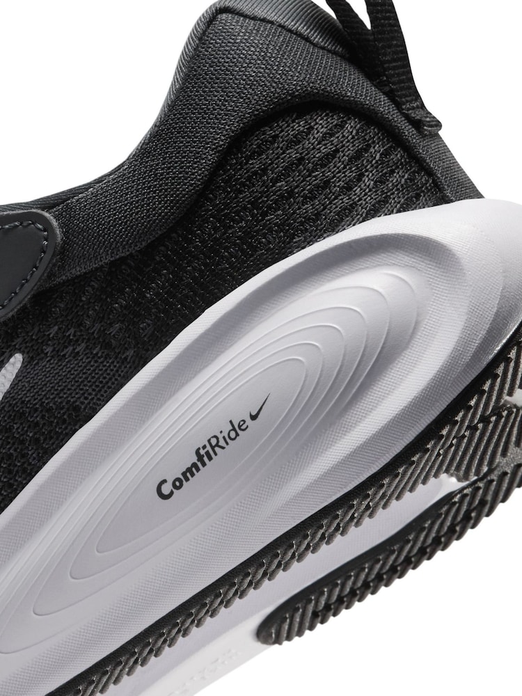 Nike Black/Red Junior Stellar Ride Trainers - Image 9 of 9 Nike Black/Red Junior Stellar Ride Trainers - Image 9 of 9