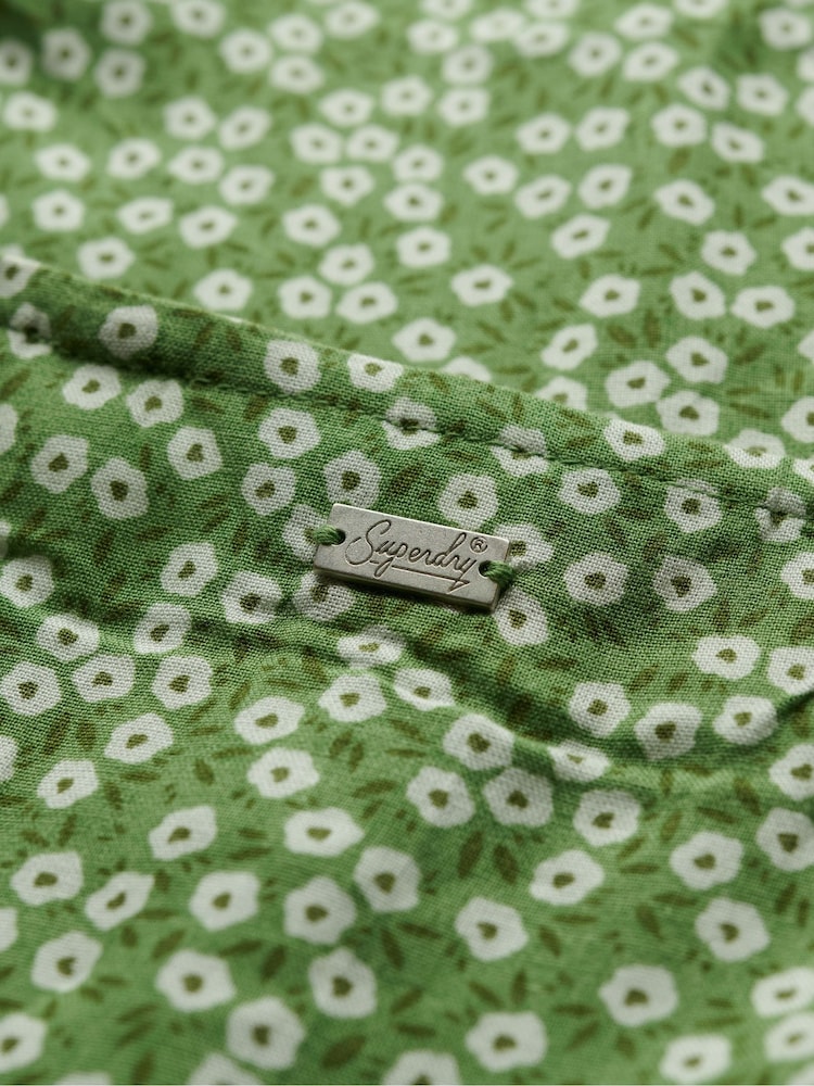 فستان متوسط الطول مطبوع بحمالات وأزرار أمامية من Superdry - صورة 7 من 7 فستان متوسط الطول مطبوع بحمالات وأزرار أمامية من Superdry - صورة 7 من 7