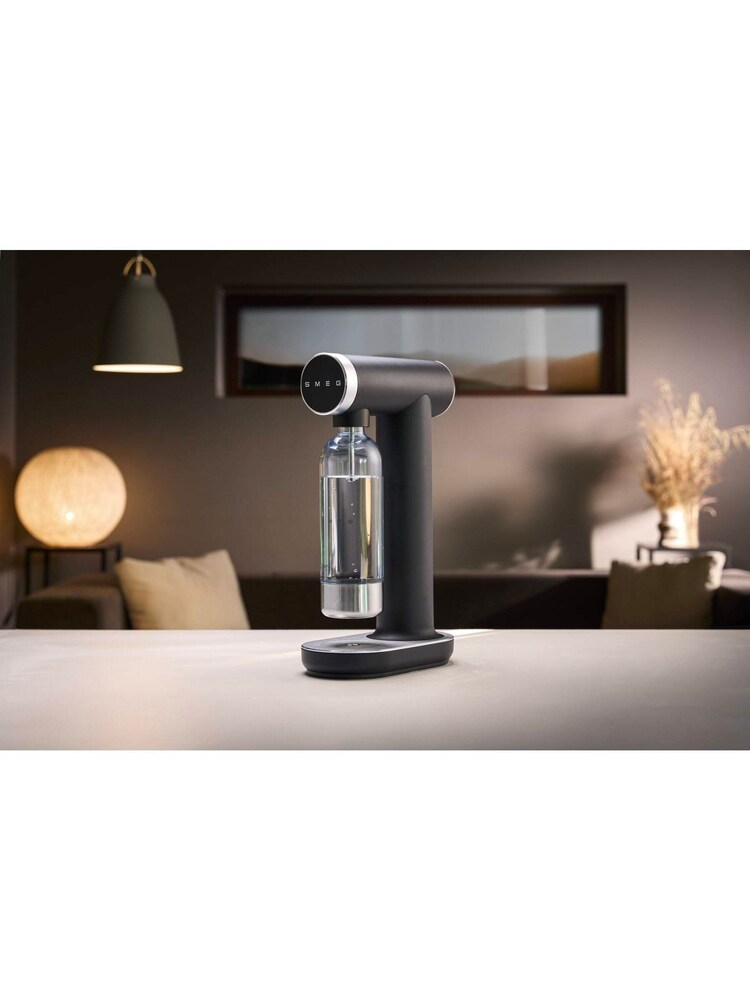 Smeg Matte Black 800ml Soda Maker - Image 9 of 9