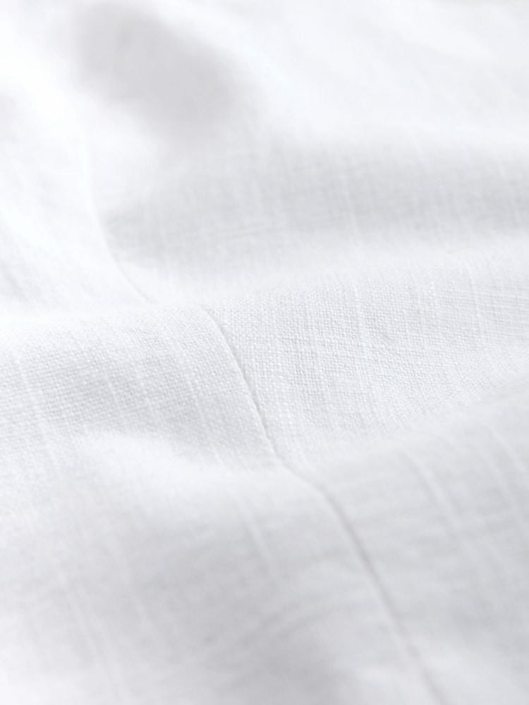 White Linen Blend Waistcoat - Image 3 of 3 White Linen Blend Waistcoat - Image 3 of 3