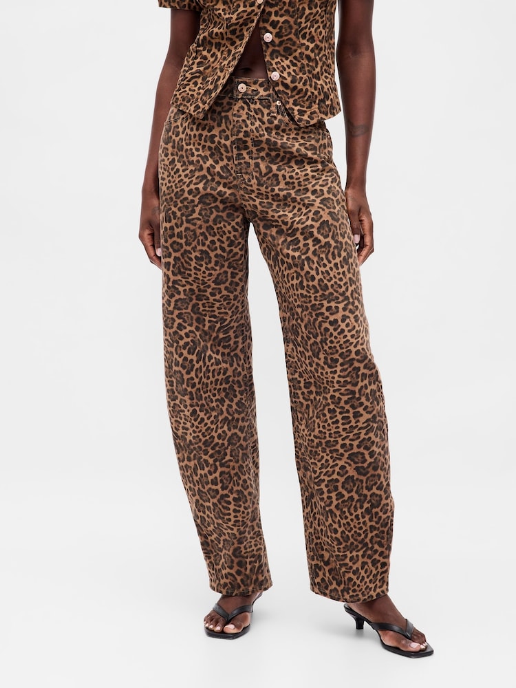 Gap Brown High Waisted Barrel Jeans - Image 1 of 4 Gap Brown High Waisted Barrel Jeans - Image 1 of 4
