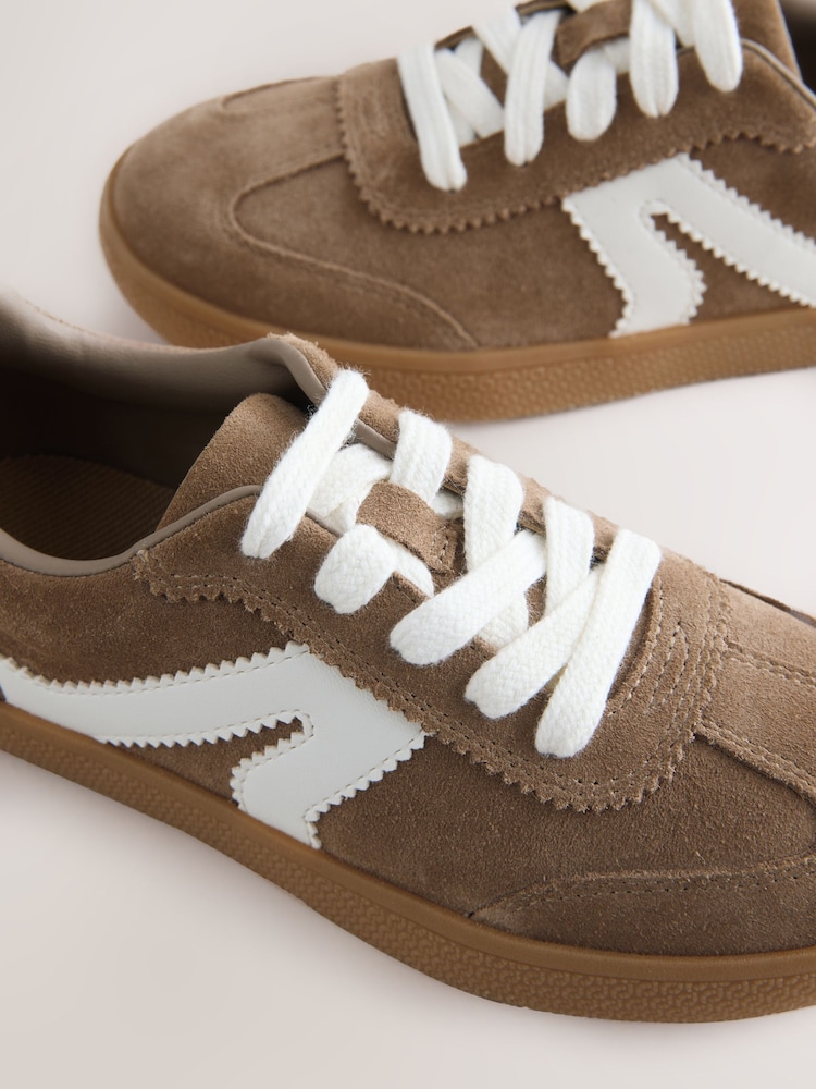 rjava Suede - Retro športni copati - Slika 2 iz 5