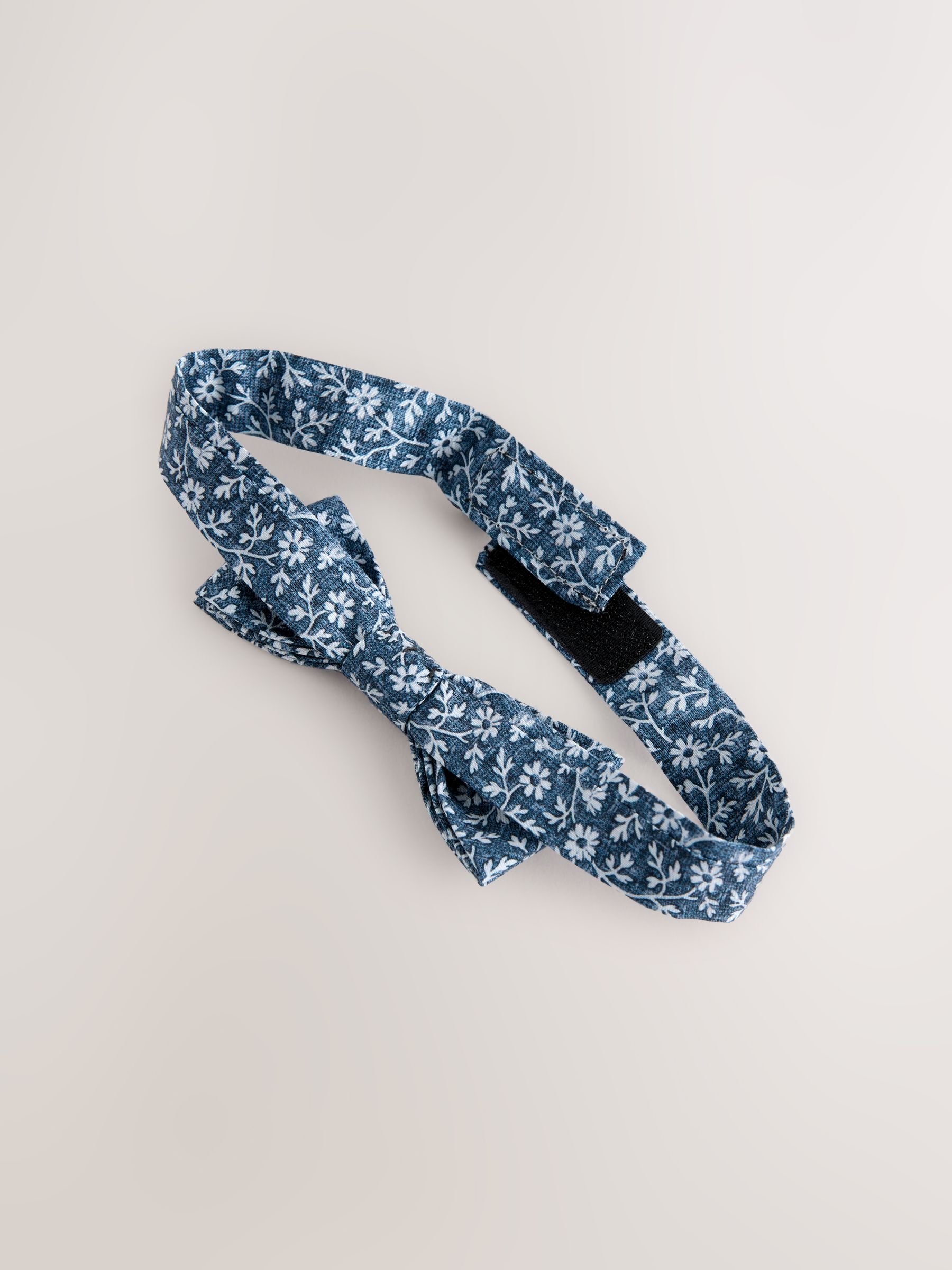 Buy Dark Blue Floral Bow Tie (3-16yrs) from Next Romania
