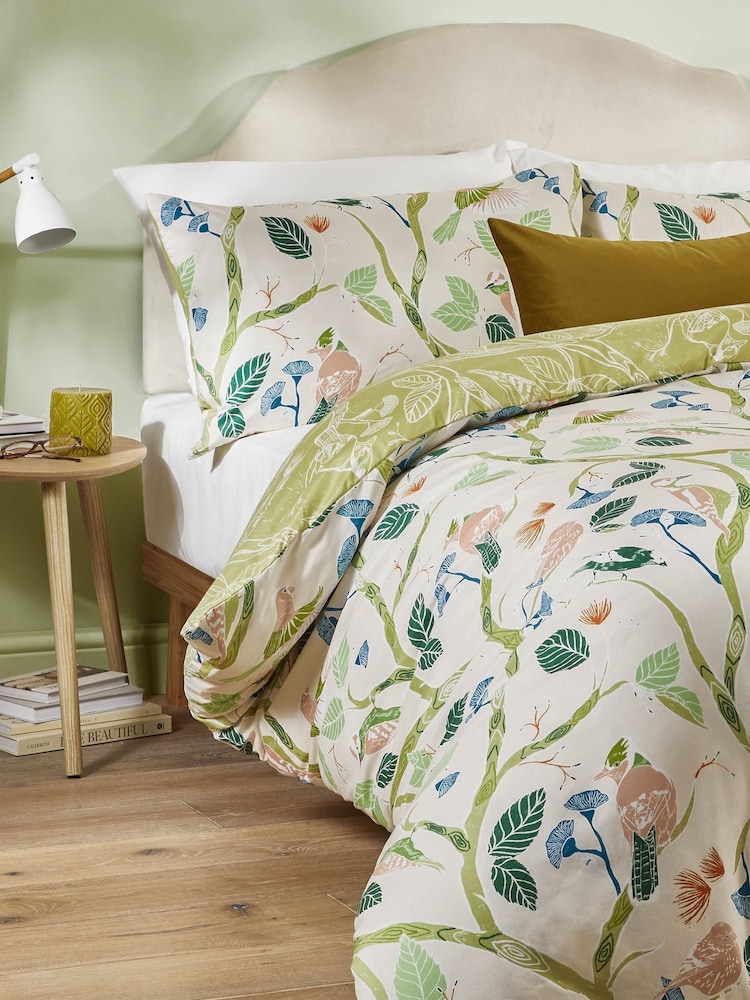 Duvet Day Multi Woodlow Printed Soft Touch Duvet Set - Image 3 of 3
