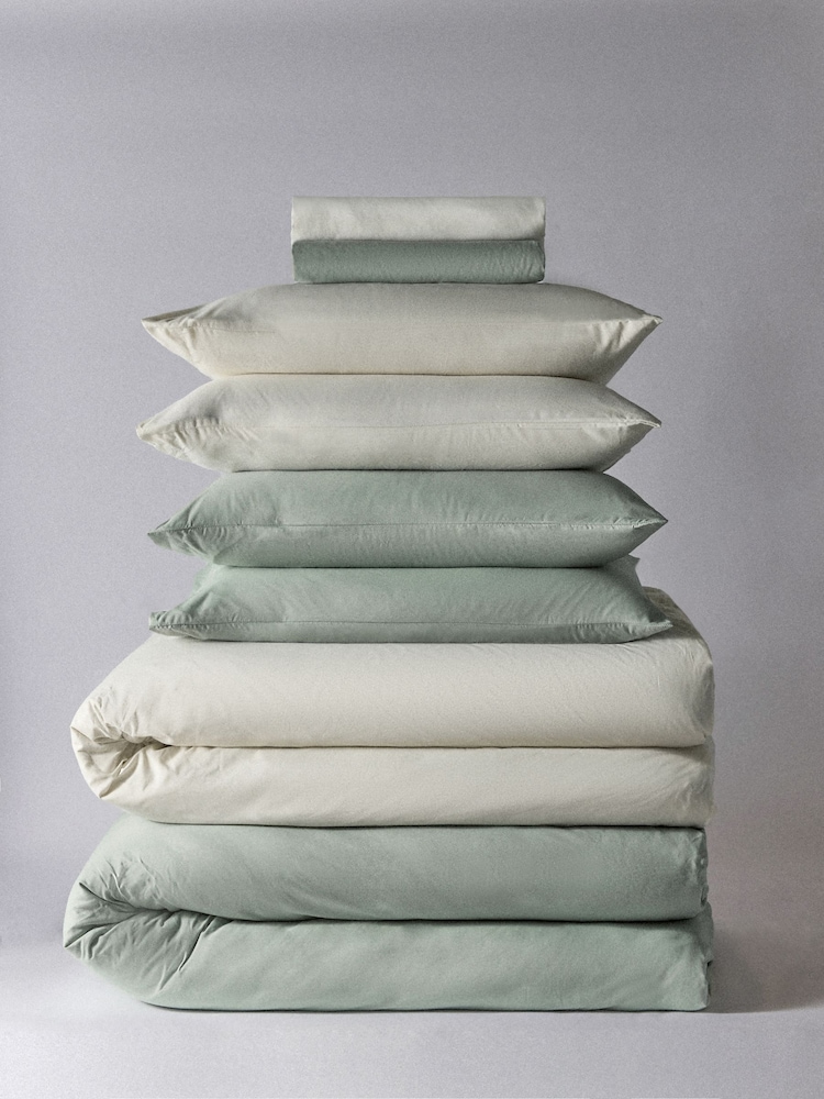 The Set 2 Pack Green/White Microfibre Duvet Cover and Pillowcase Set with Fitted Sheets - Image 1 of 4