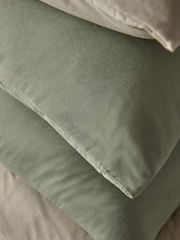 The Set 2 Pack Green/White Microfibre Duvet Cover and Pillowcase Set with Fitted Sheets - Image 4 of 4