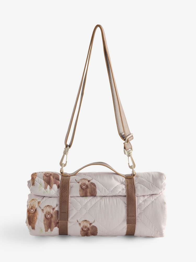 Natural Hamish the Highland Cow Quilted Picnic Blanket - Image 5 of 5