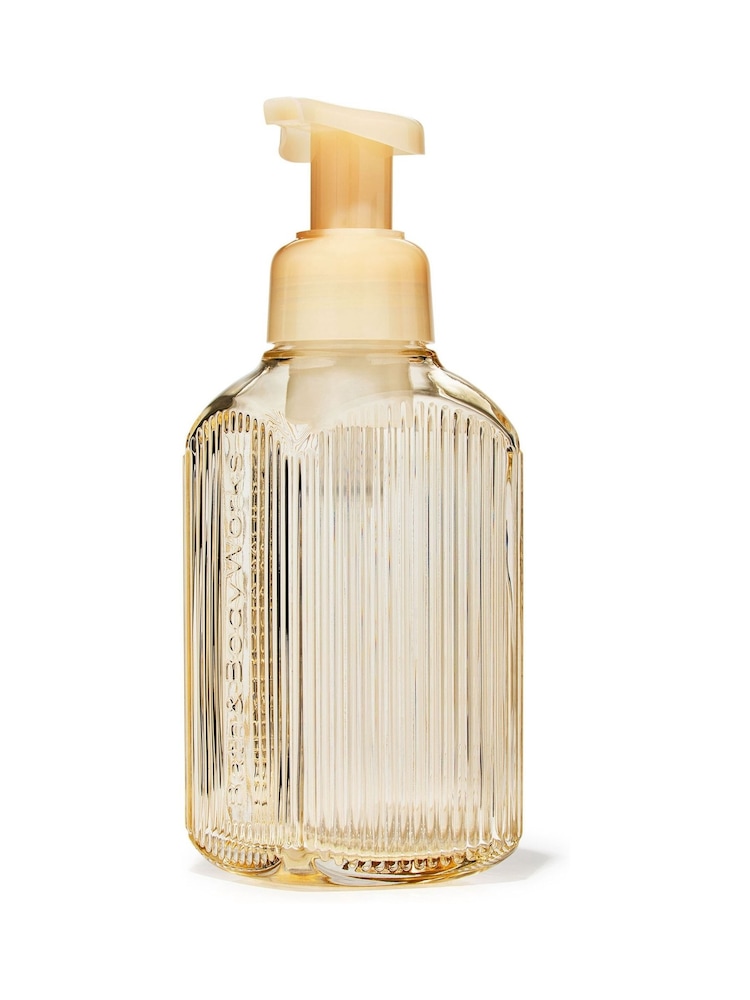 Bath & Body Works Gentle & Clean Foaming Hand Soap Dispenser - Image 1 of 1 Bath & Body Works Gentle & Clean Foaming Hand Soap Dispenser - Image 1 of 1