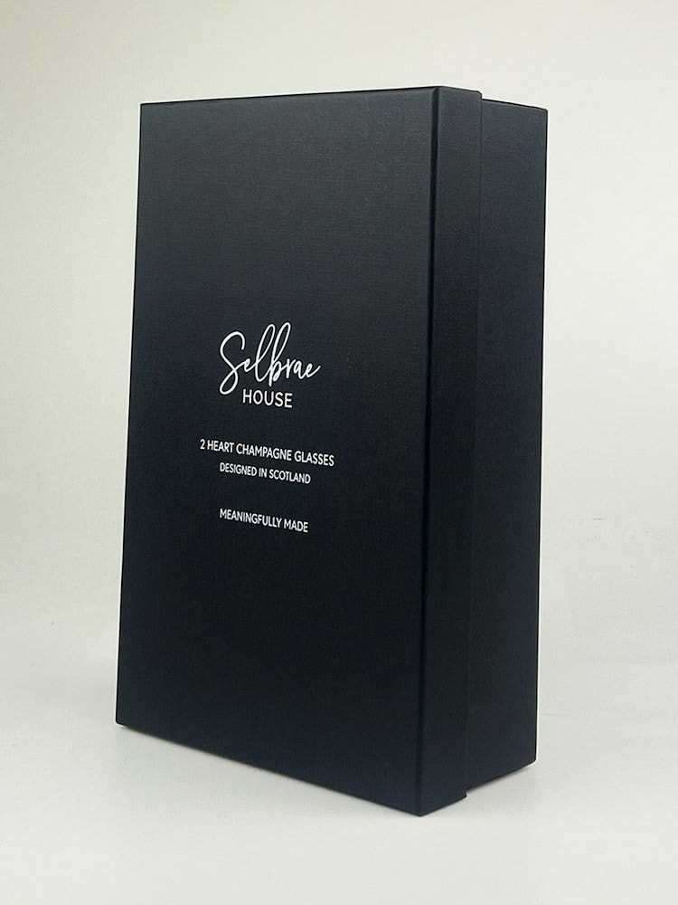 Selbrae House Set of 2 Clear Hearts Champagne Flutes - Image 4 of 4