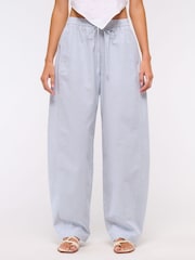 Calça Abercrombie & Fitch blue cintura mid barril - Imagem 1 de 5