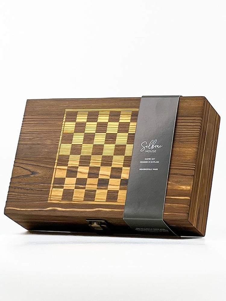 Selbrae House Brown Highland Cow Games Set - Image 5 of 5