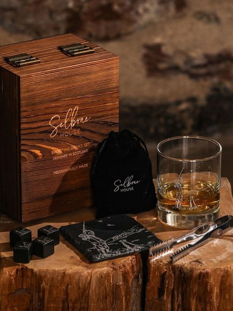 Selbrae House Silver Shooting Oak Coaster & Drinks Gift Set - Image 5 of 5 Selbrae House Silver Shooting Oak Coaster & Drinks Gift Set - Image 5 of 5