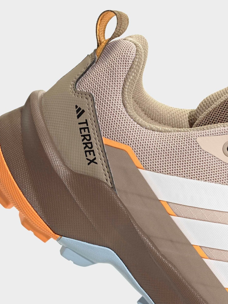 كريم - حذاء رياضي Skychaser AX5 GORE-TEX من adidas - صورة 9 من 9