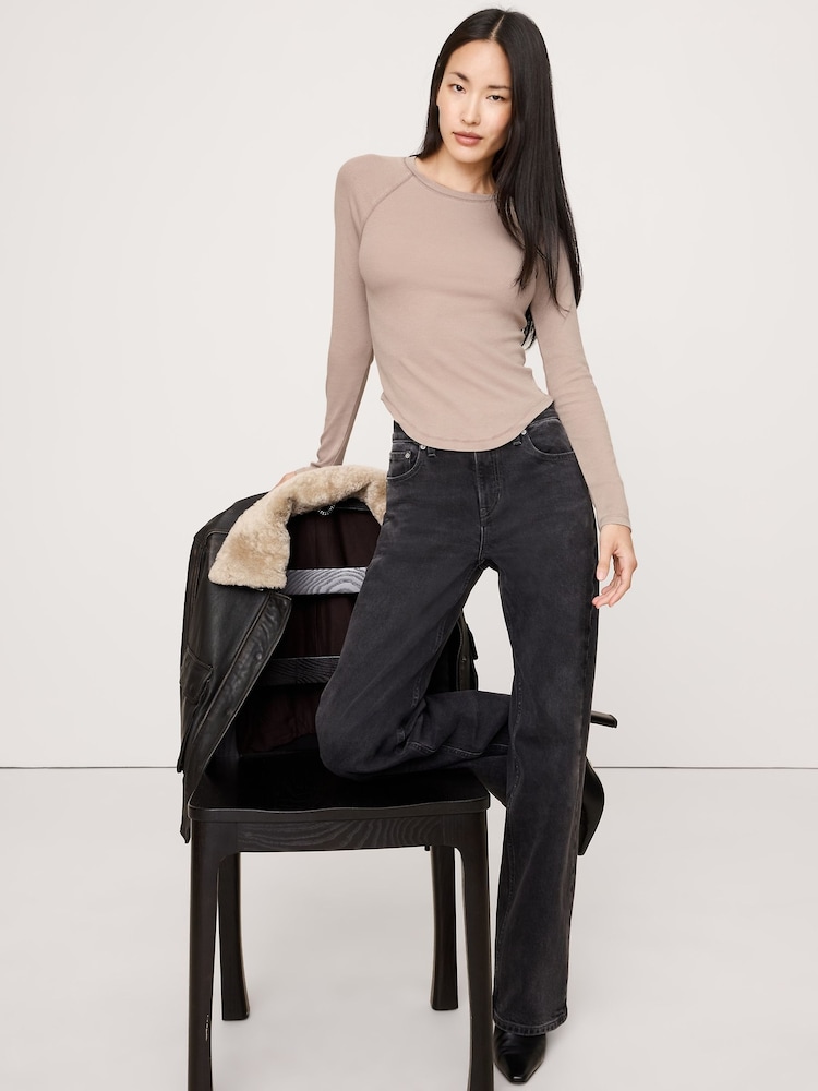 Banana Republic Brown Ribbed Curved-Hem Long Sleeve T-Shirt - Image 1 of 4 Banana Republic Brown Ribbed Curved-Hem Long Sleeve T-Shirt - Image 1 of 4