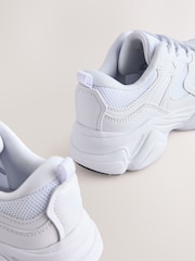 Balts - Sporta apavi ar šņorēm - Attēls 4 no 5