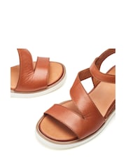 Moda in Pelle Kapur Cross Strap Wedge White Sandals - Image 3 of 4