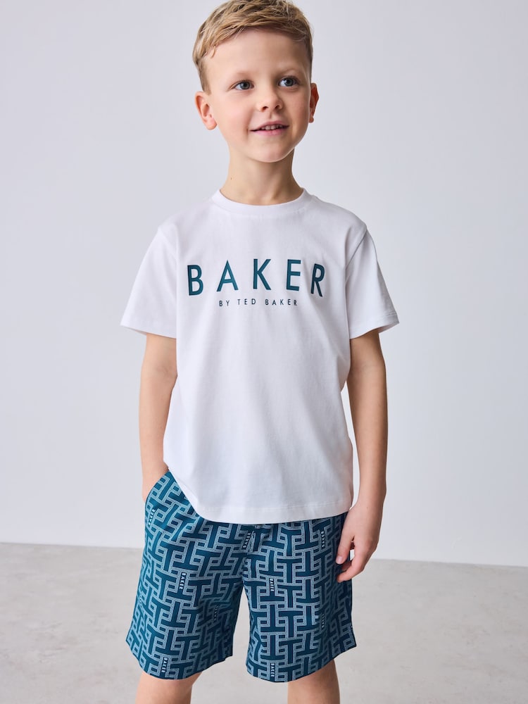 طقم تيشرت وشورت بطبعة كاملة باللون الأزرق من Baker by Ted Baker - صورة 2 من 18