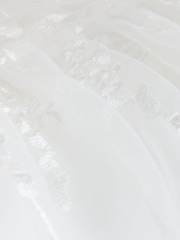 Weiß - Langärmliges Kleid mit floraler Stickerei und Blumenschleife (3-16Jahre) - Bild 4 von 4