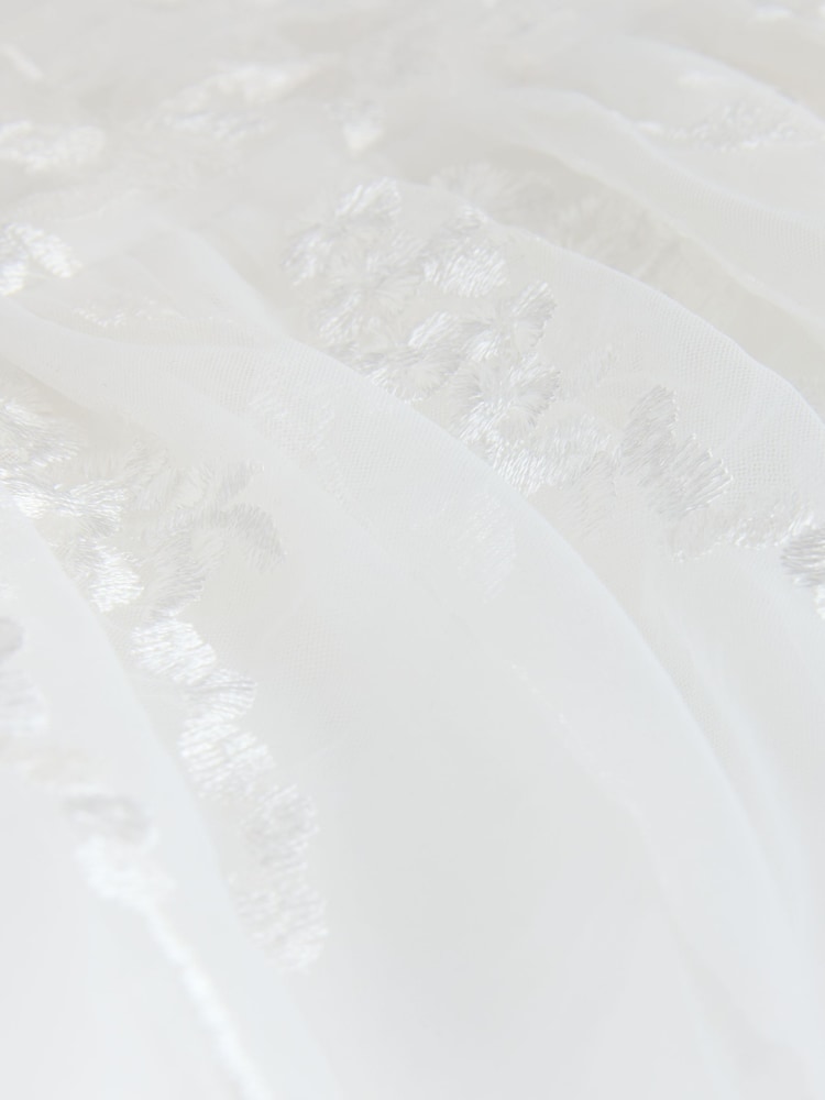 Weiß - Langärmliges Kleid mit floraler Stickerei und Blumenschleife (3-16Jahre) - Bild 4 von 4