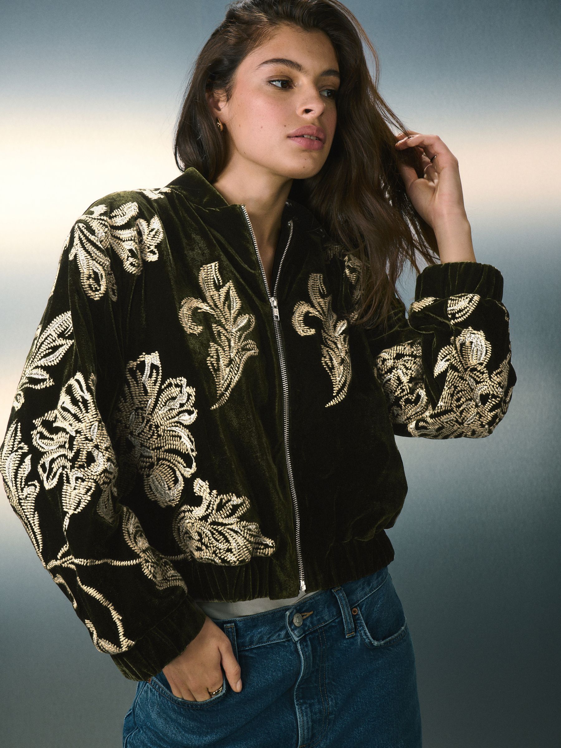 トップス LASTNEST VELOUR EMBROIDERY JACKET LAST NEST(ラストネスト)商品ページ - Velour Emb Track Jacket V2