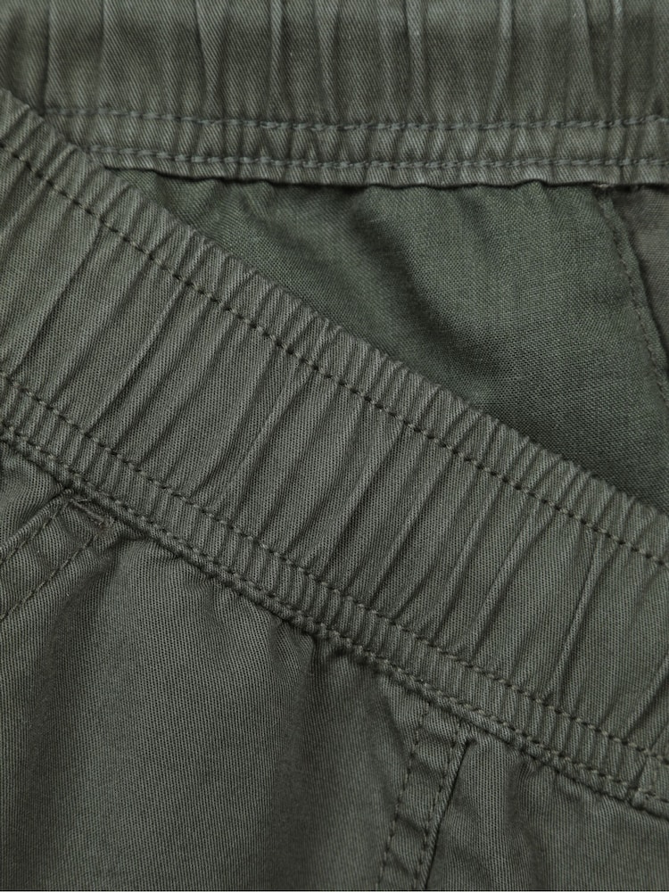 Mountain Warehouse Green Mens Dale UV Max Shorts - Image 11 of 11