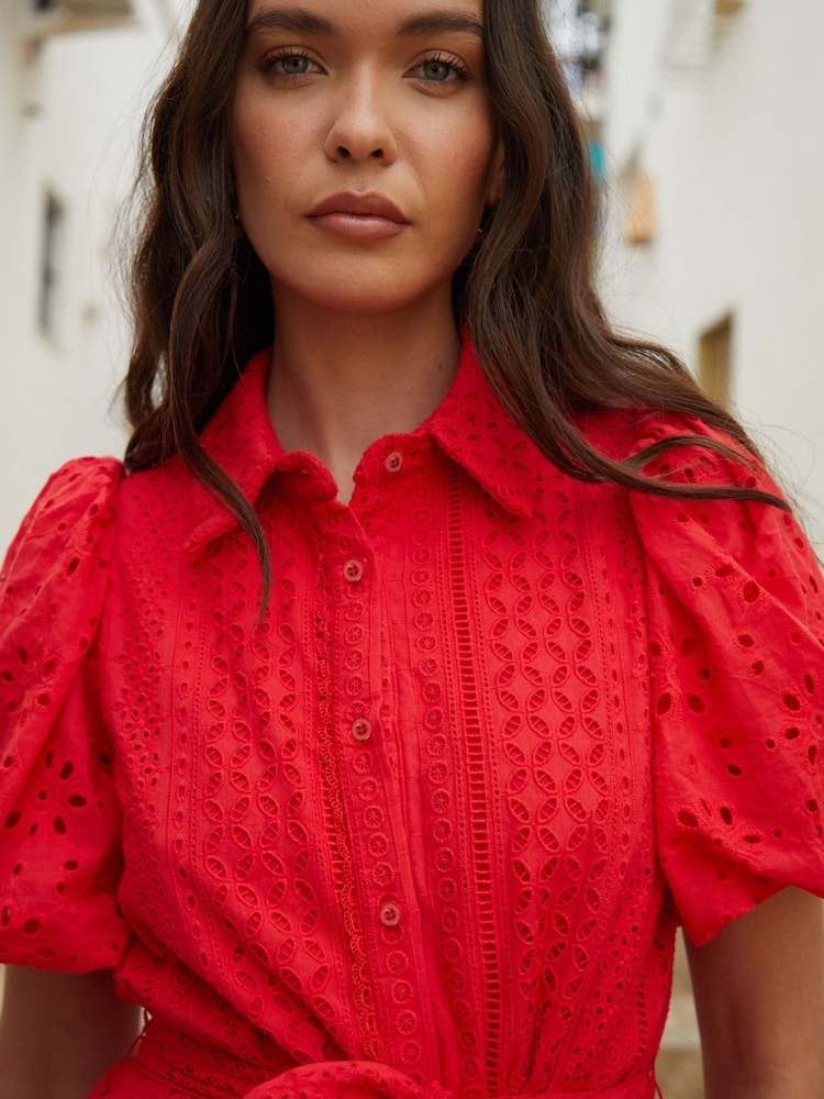Rot - Another Sunday Broderie Button Through Midi Shirt Dress - Bild 2 von 5