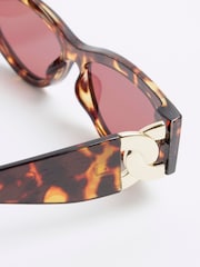 River Island Slim Cat Eye Chain Sunglasses - Imagem 4 de 5