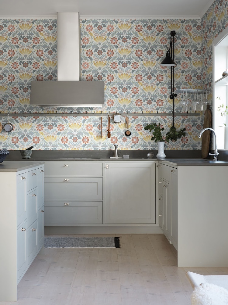 Galerie Red Sommarang 2 Floral Print A4 Wallpaper Sample - Image 1 of 3 Galerie Red Sommarang 2 Floral Print A4 Wallpaper Sample - Image 1 of 3