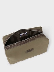 Osprey London Medium Green The Hunter Canvas & Leather Washbag - Image 4 of 5