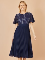 Yumi Blue Sequin Embellished Panel Pleated Midi Dress - Image 2 of 4