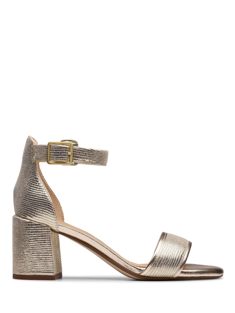 Clarks Gold Ezoria Mae Sandals - Image 2 of 7
