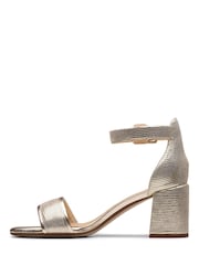 Clarks Gold Ezoria Mae Sandals - Image 3 of 7