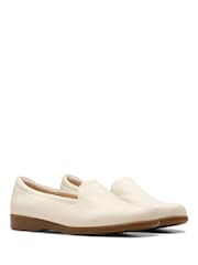Clarks Cream Georgia Shoes - Image 4 of 7
