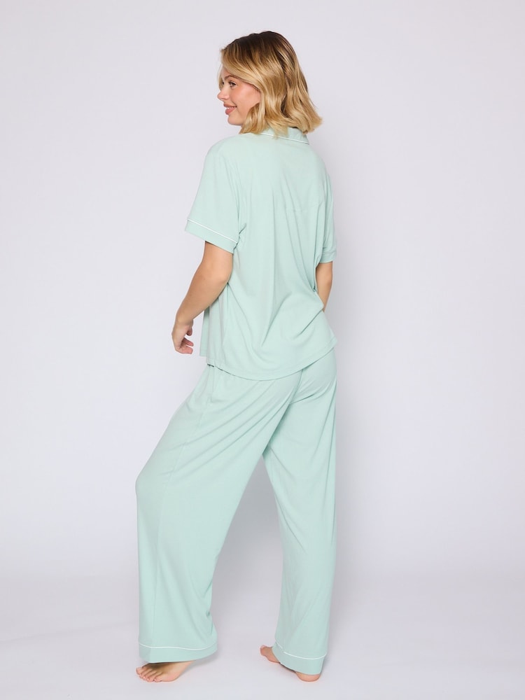 Loungeable Green Rib Traditional Short Sleeve Shirt and Trousers Pyjamas Set - Image 6 of 6