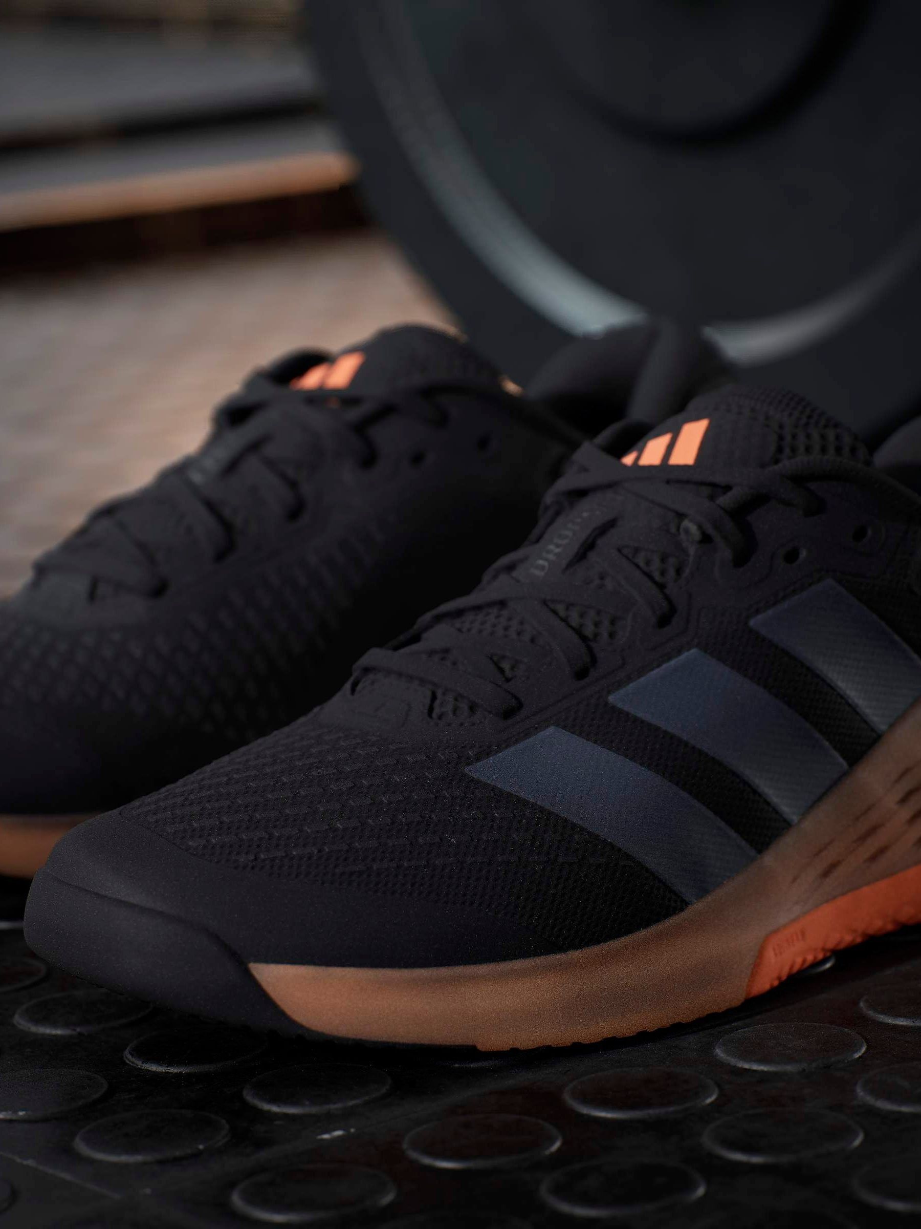 Next：日本 ブラック - adidas ドロップセット 4 トレーニング