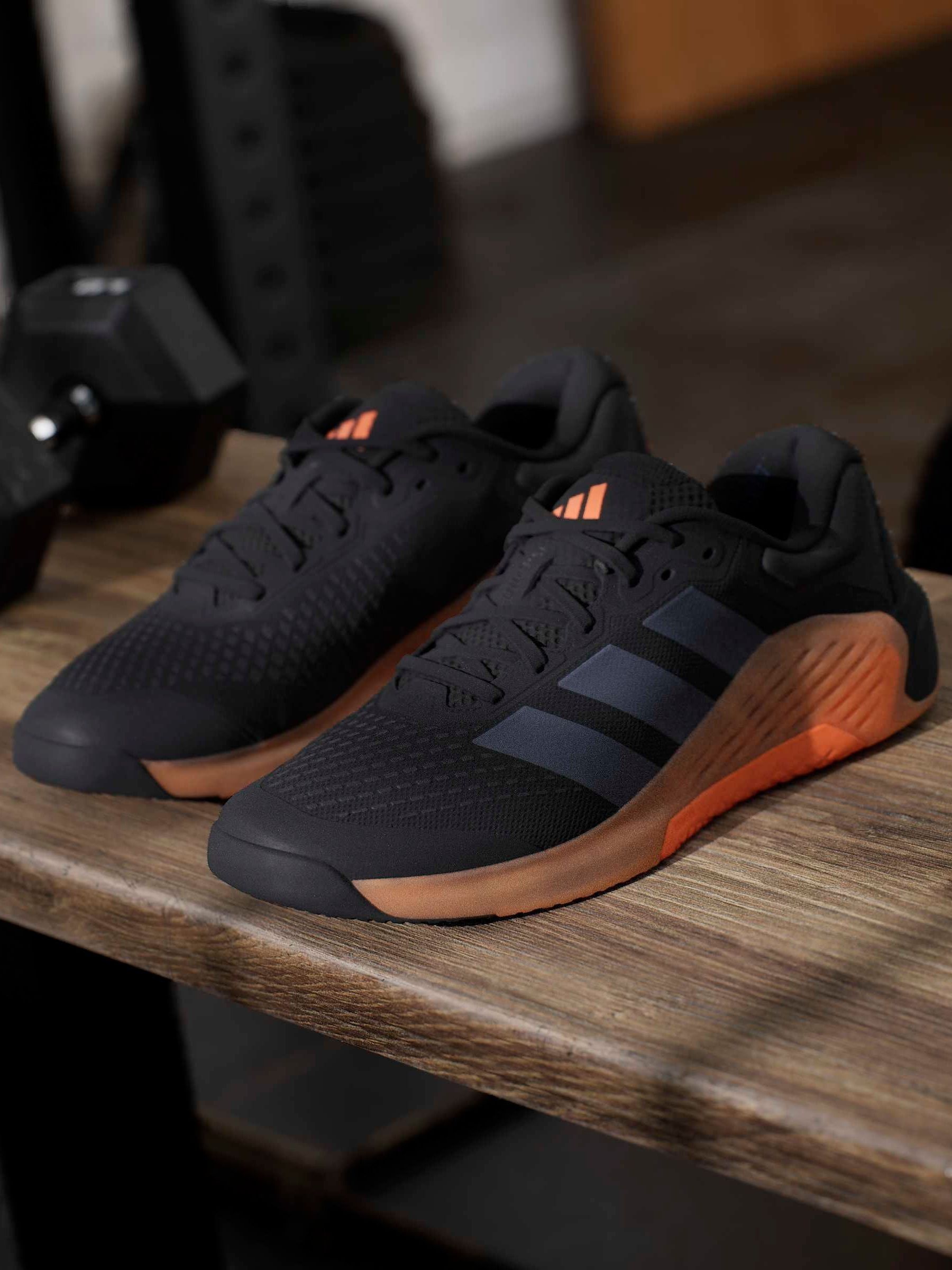 Next：日本 ブラック - adidas ドロップセット 4 トレーニング