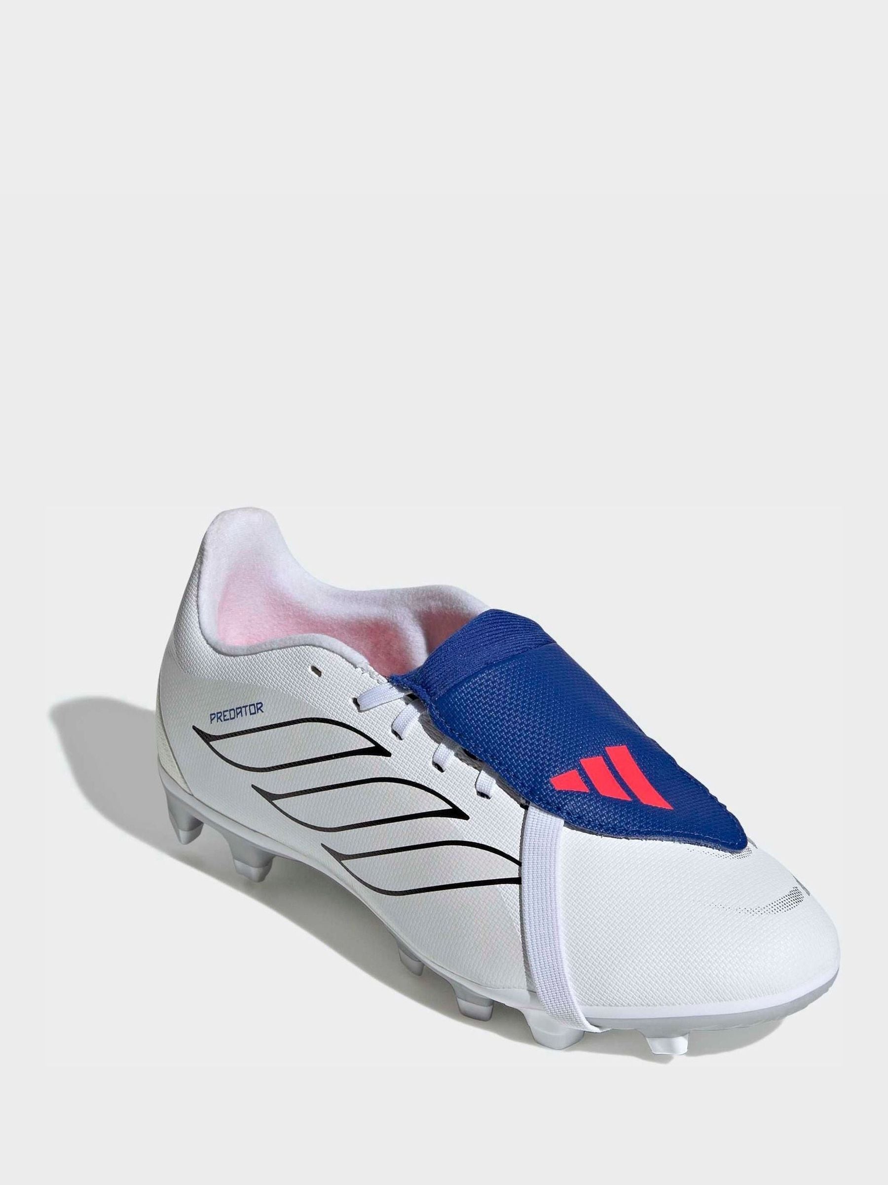 Next：日本 ホワイト - adidas プレデタークラブ天然芝／マルチ