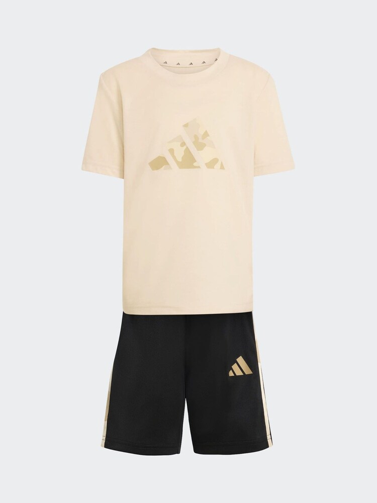 بني - طقم تيشرت وشورت للأطفال الرضع بشعار مموه من تشكيلة Train Essentials من adidas - صورة 1 من 8