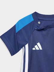 Conjunto infantil de top y pantalón corto adidas Tiro Essentials - Imagen 7 de 8