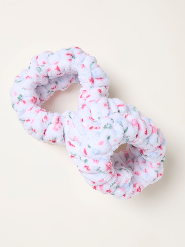 FatFace White Floral Microfibre Wrist Washbands - Image 1 of 2