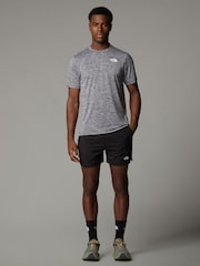 The North Face מכנסיים באורך 5 אינץ', דגם 7/24 - תמונה 3 מתוך 3